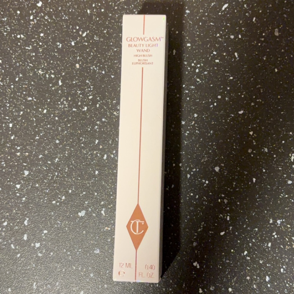 New Charlotte Tilbury Glowgasm Beauty Light Wand - Picture 10 of 13
